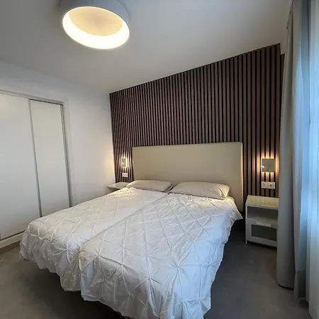 Izaro Atico De Lujo Cerca De Playa Dorada Апартаменты